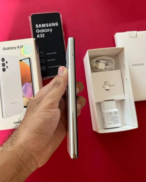 Samsung Galaxy A32 ( 0340 5184073 Whatsapp number ) 3