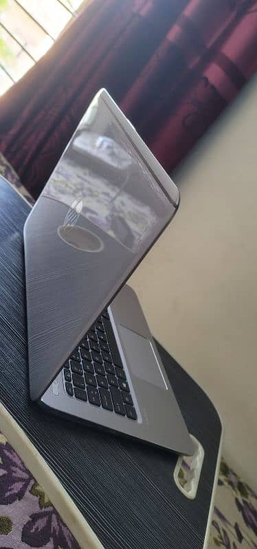 hp elitebook Folio1040 g3 i5 6th 0