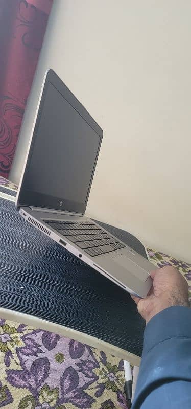 hp elitebook Folio1040 g3 i5 6th 1