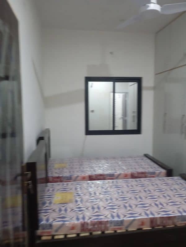 Saleem Group of Hostels Rooms and Seats 17