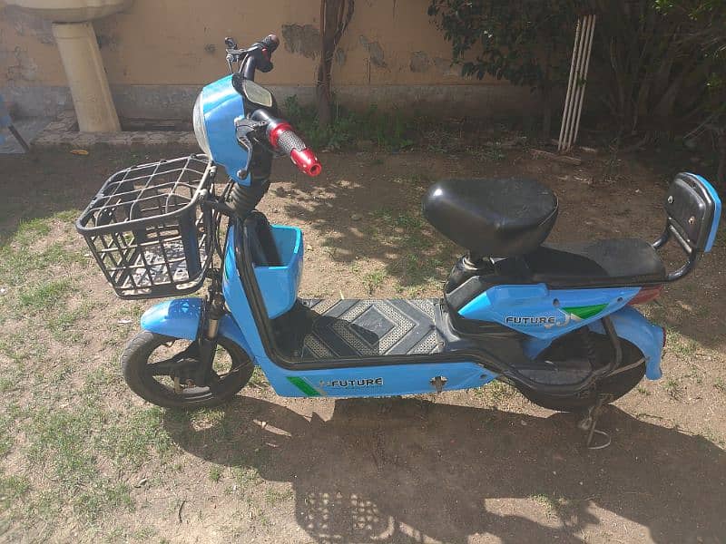 YJ Future Indus model Scooty for sale 2