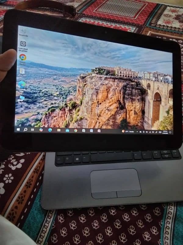 HP Laptop+Tab 1