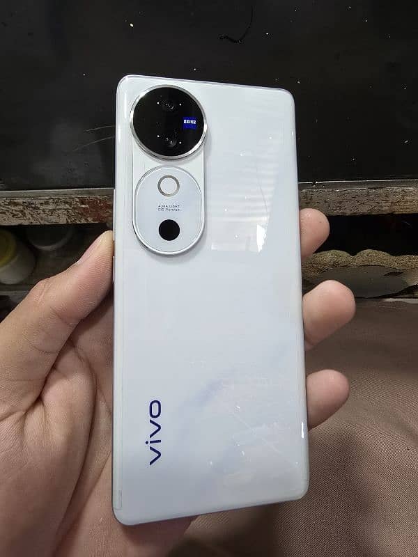 vivo v40 [12 256] 1