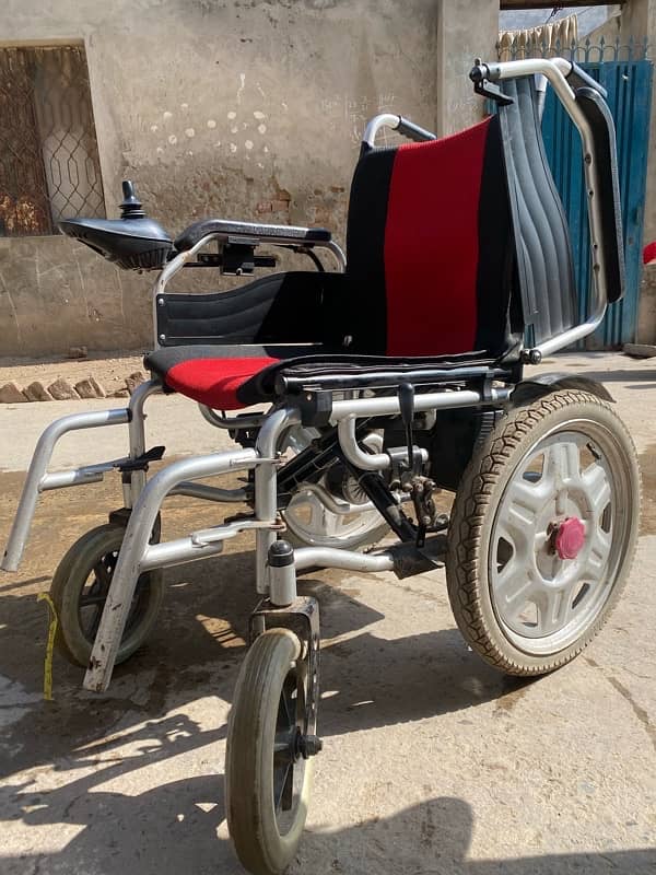 Electric Wheelchair 10/10 condition Brand New Battery 1