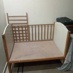 Large Baby  Cot/Bed