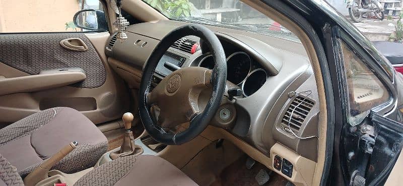 Honda City IDSI 2004 5