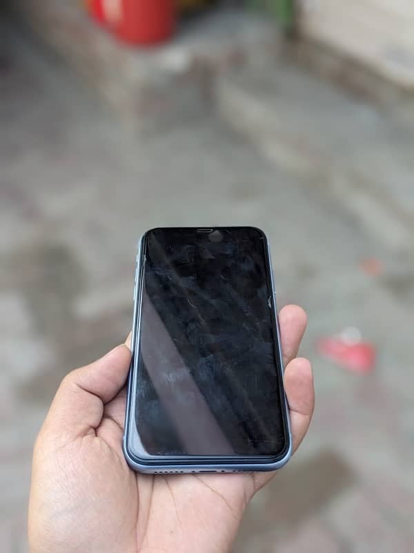 Iphone Xr neat and clean condition 0