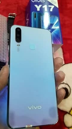 Vivo y17 Rs 15600 Full ok Rabta nambar 03114030617