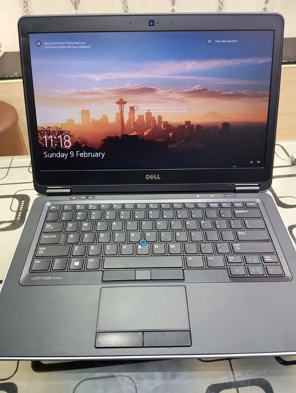 Dell Latitude E7440 1