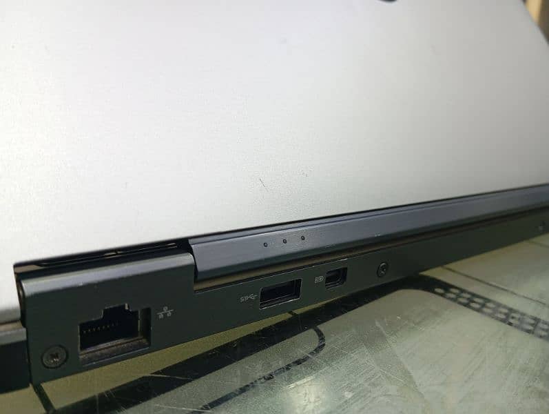 Dell Latitude E7440 2