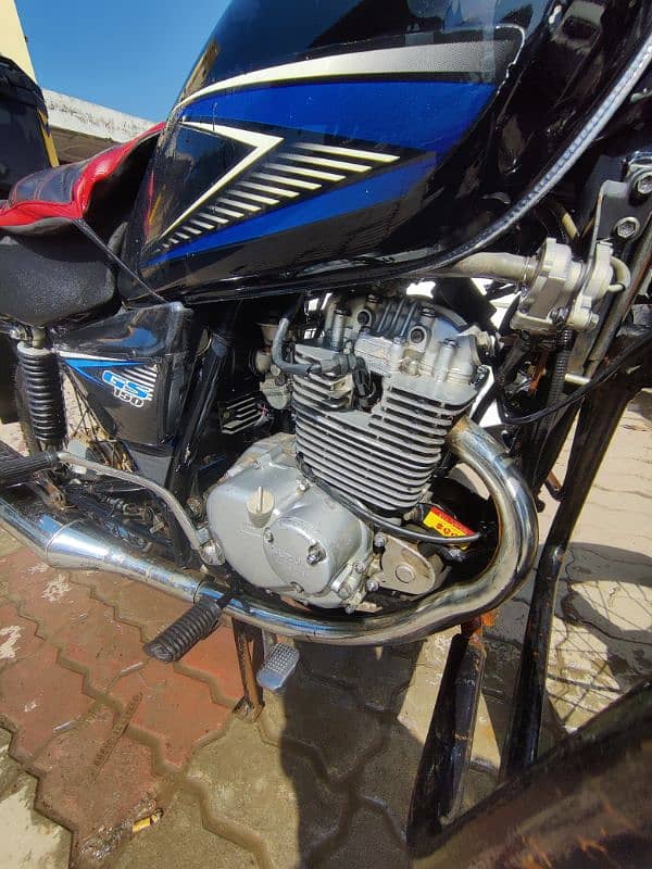 Suzuki GS 150 for sale fully equipped with all tourig stuff 9