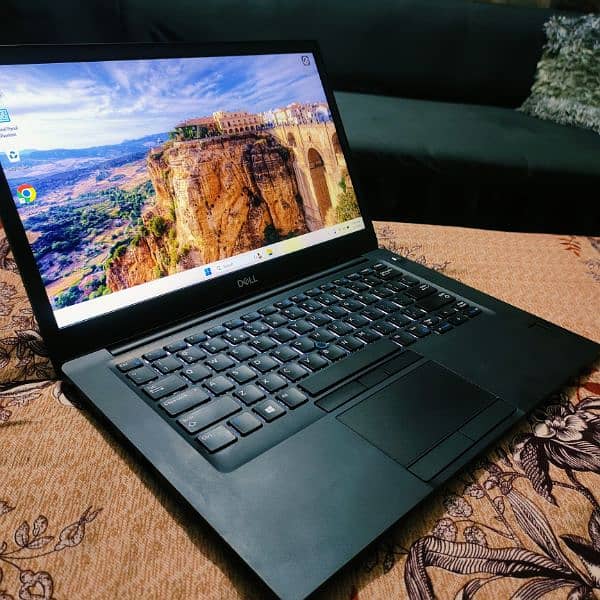 Dell Latitude 7480 Core i5 8th Generation. 0