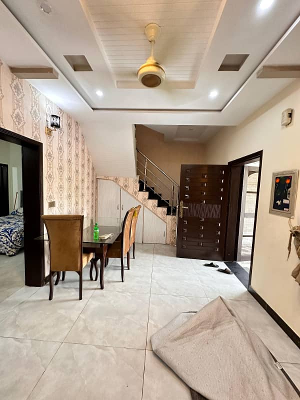 5 MARLA RENOVATED HOUSE FOR SALE IN BAHRIA TOWN LAHORE 3