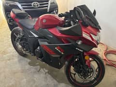 Suzuki gsxr replica 300cc