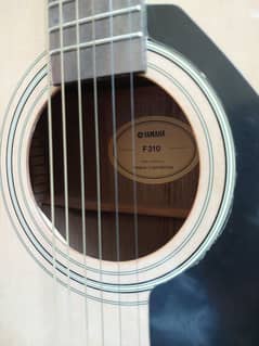 yamaha guitar ,used like new