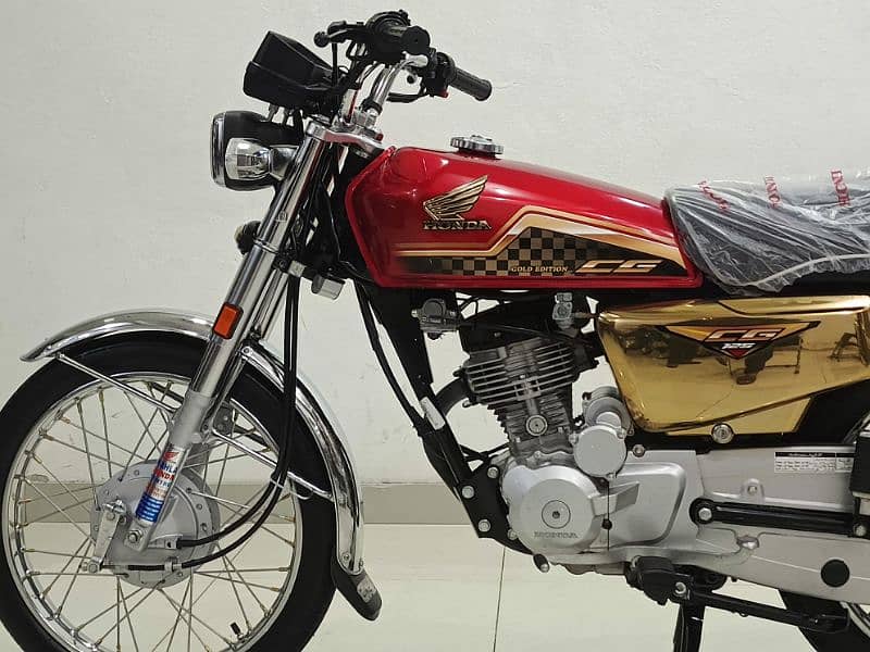 HONDA CG-125 GOLD-EDITION MODEL 2024 5