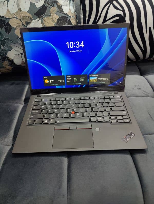 Lenovo Thinkpad X1 Carbon Gen 8 i5 10th Generation 16/256 14" IPS Disp 10