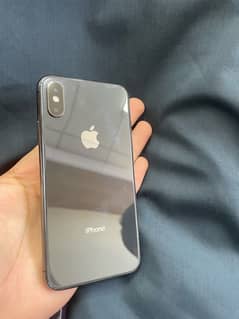 I phone XS