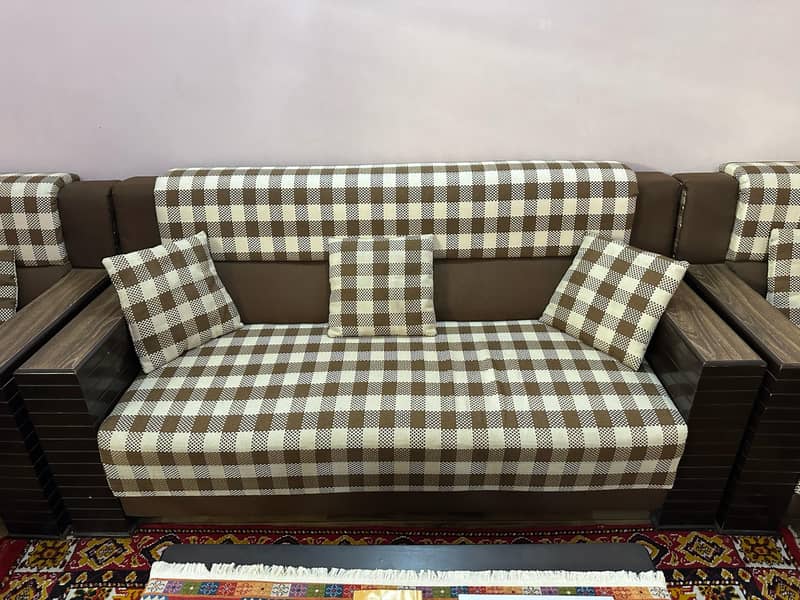 7 seater slightly used sofa with 3 tables 2