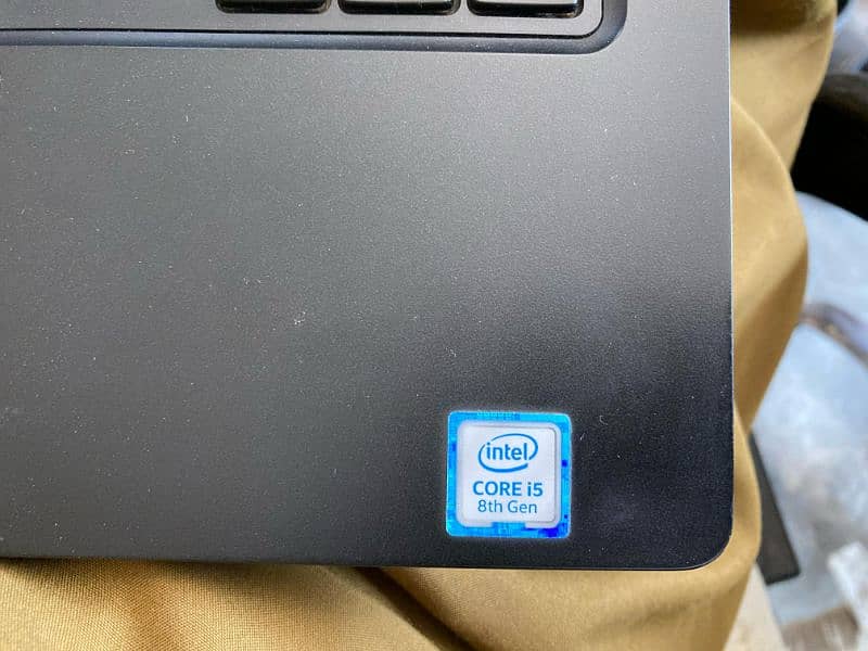 dell core i5 8th generation 1