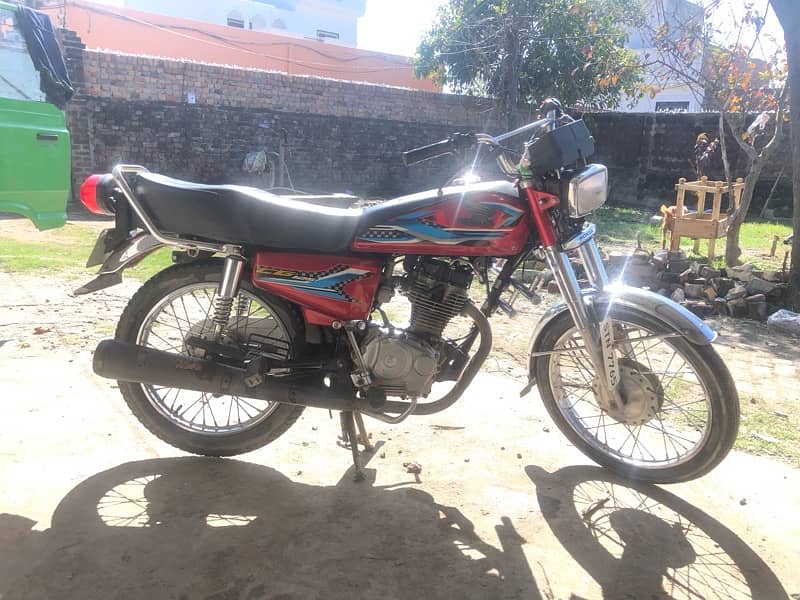 Honda CG 125 2016  Fuel average 49 km 10