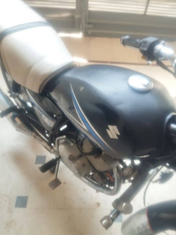 "Suzuki Bike for Sale – Excellent Condition & Best Price!" 1