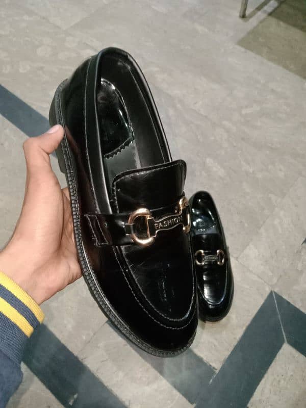 men shoes in new condition 1