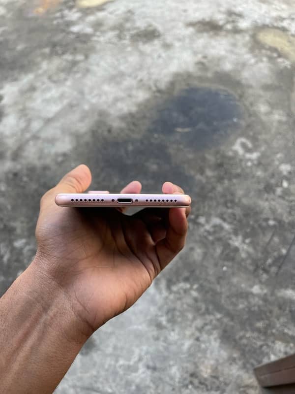 iPhone 7 Plus pta approved 4