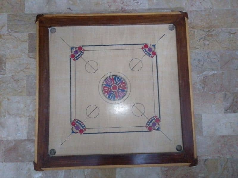 HIGH QUALITY WOOD CARROM BOARD 0