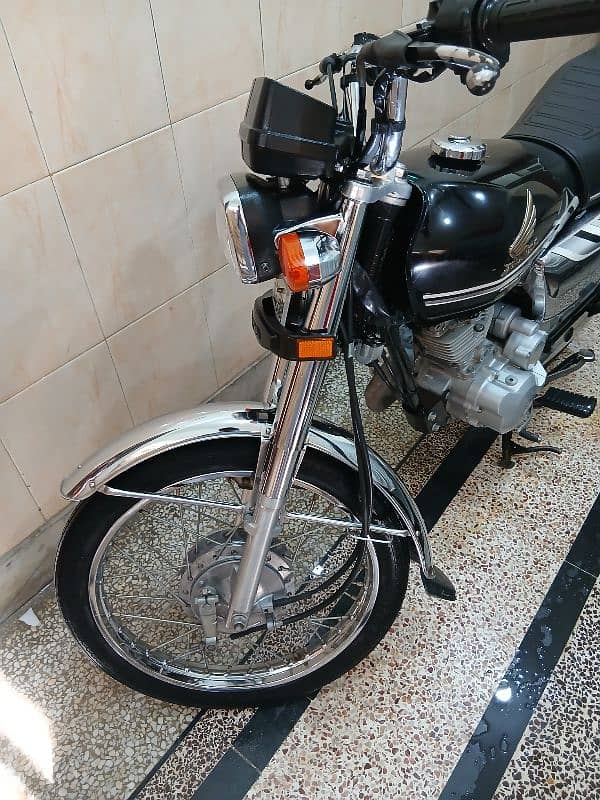 honda 125 self for sale in excellent condition 6