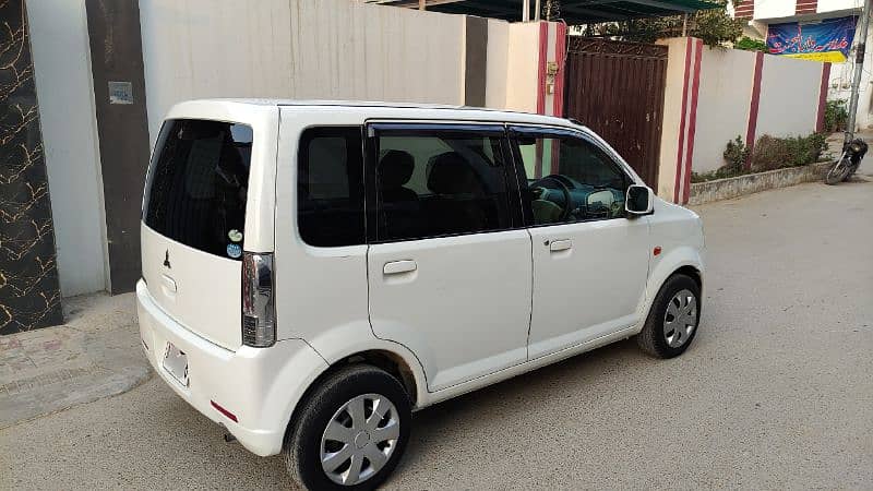 Mitsubishi Ek Wagon 2007/2012 automatic in original condition. 3