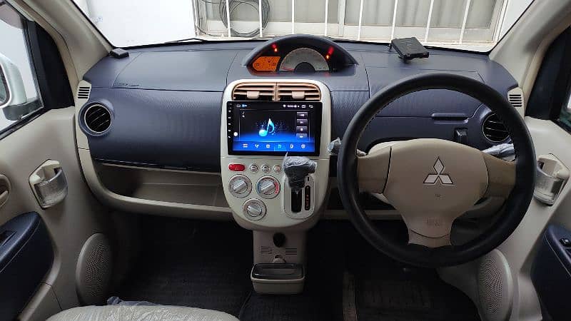 Mitsubishi Ek Wagon 2007/2012 automatic in original condition. 10