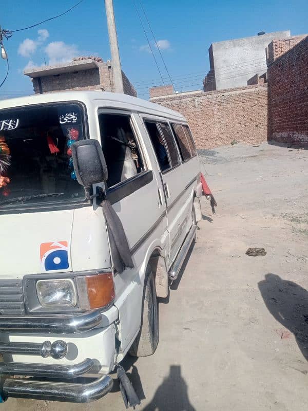 khurnwala faisalabad Mazda van good condition 4