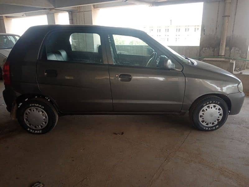 Suzuki Alto 2011 VXR AC CNG bumber to bumber nut to nut 3