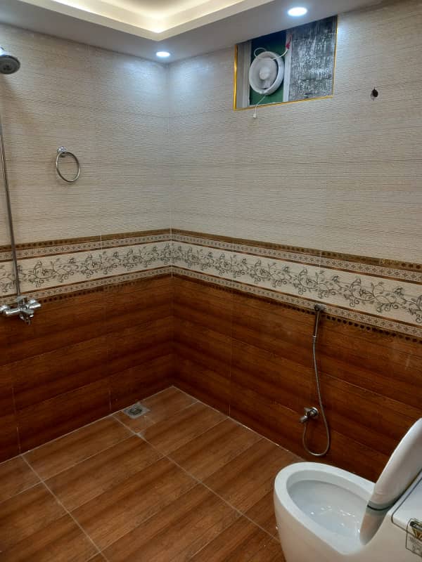 BRAND NEW FURNISHED ROOM FOR RENT IN ALLAMA IQBAL TOWN 2