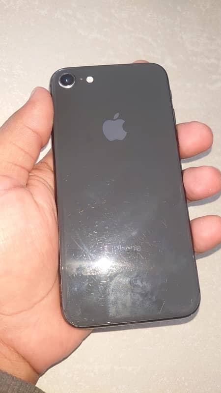 iPhone 8 non pta 2