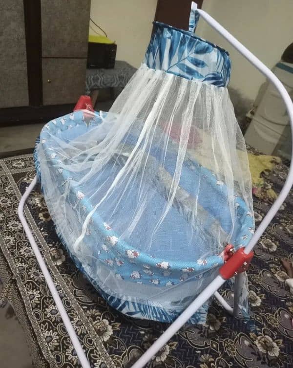 Baby Swing with mosquito net 1