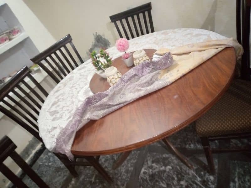 Dining Table with 8 chairs for sale 0