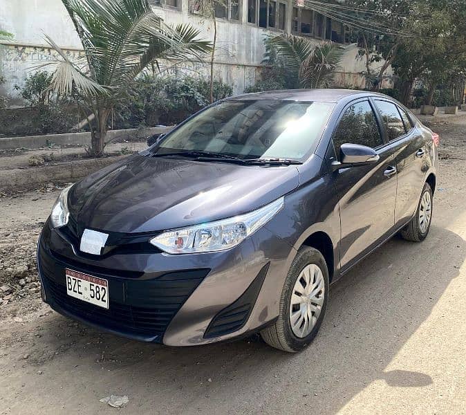 Toyota Yaris gli 2024 model grey automatic 1.3 4