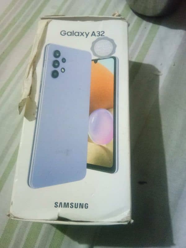 Samsung galaxy A32 mobile ok ha 6/128 03322978887 5