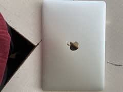 MacBook pro 2020 13 inch