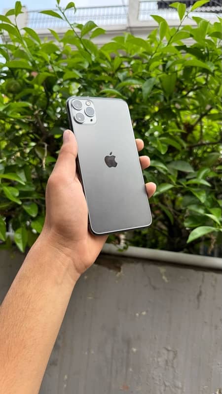 iphone 11 pro max jv 1