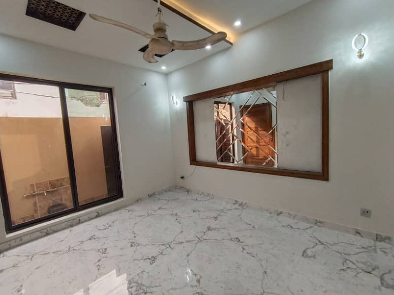 5 Marla House For SALE In Johar Town Very Beautiful Luxury Brand New Modern Design Front Elevation Super Hot Location Waliking Distance to Emporium Mall or Lahore Expo Center 6