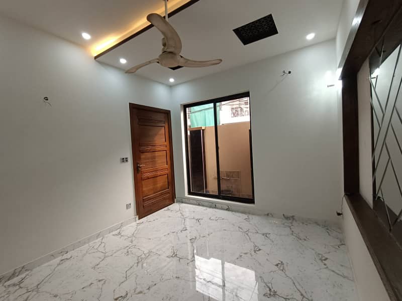 5 Marla House For SALE In Johar Town Very Beautiful Luxury Brand New Modern Design Front Elevation Super Hot Location Waliking Distance to Emporium Mall or Lahore Expo Center 7