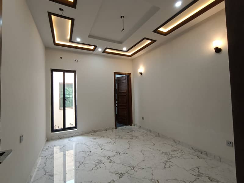 5 Marla House For SALE In Johar Town Very Beautiful Luxury Brand New Modern Design Front Elevation Super Hot Location Waliking Distance to Emporium Mall or Lahore Expo Center 32