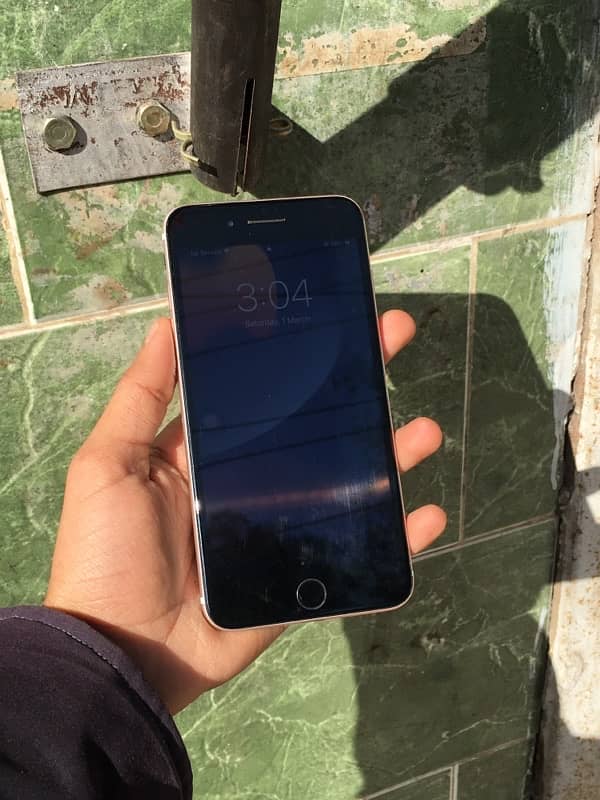 i phone 7 plus 128 GB  032. . 7072. . 2528 2