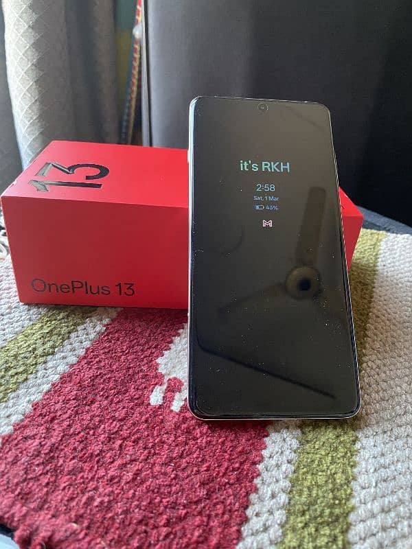 OnePlus 13 1