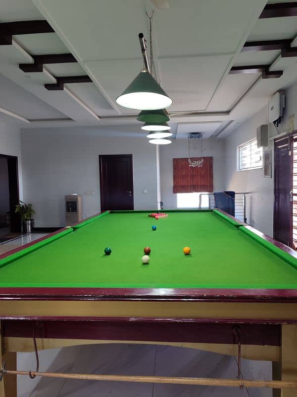 Full size Snooker Table 0