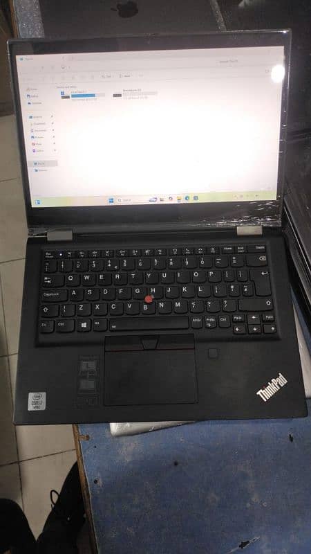 Lenovo ThinkPad X13 Yoga 1