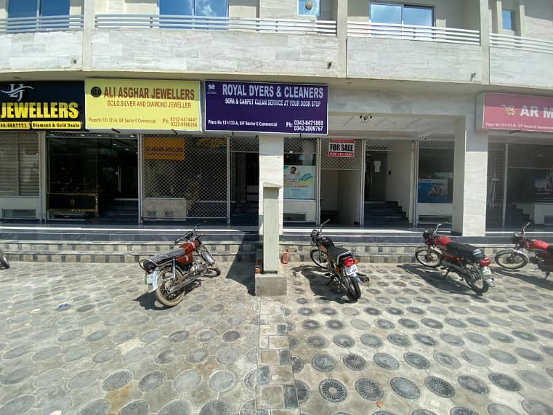 Ground Floor Shop For Sale In Bahria Town Lahore 2